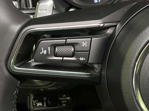 New 2026 Porsche Macan AWD/4WD image 39