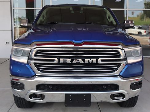 Used 2019 RAM 1500 Laramie AWD/4WD image 2