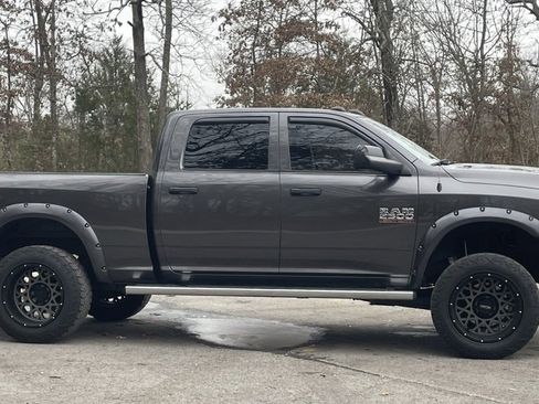 Used 2016 RAM 2500 Tradesman w/ Chrome Appearance Group image 3