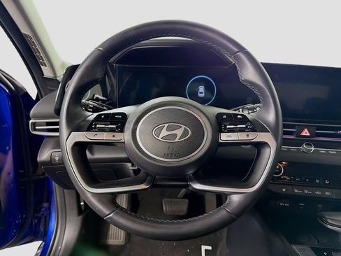 Used 2024 Hyundai Elantra Limited FWD image 13