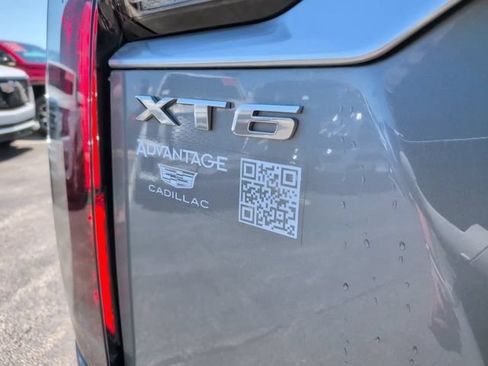 Certified 2023 Cadillac XT6 Sport w/ Platinum Package AWD/4WD image 7