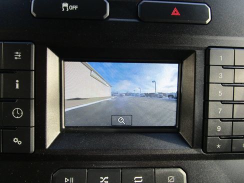 Used 2020 Ford F250 XL image 25