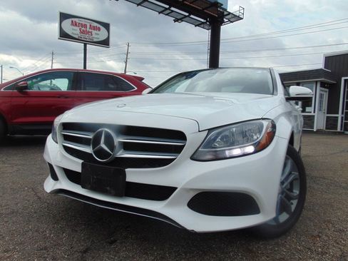 Used 2016 Mercedes-Benz C 300 4MATIC Sedan image 34