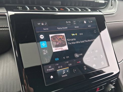 Used 2024 Jeep Grand Cherokee L Altitude image 28