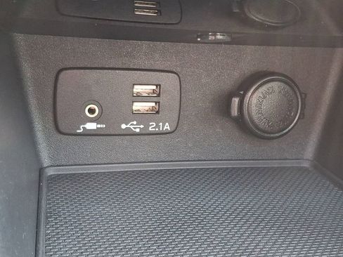 Certified 2023 Subaru Forester Touring AWD/4WD image 27