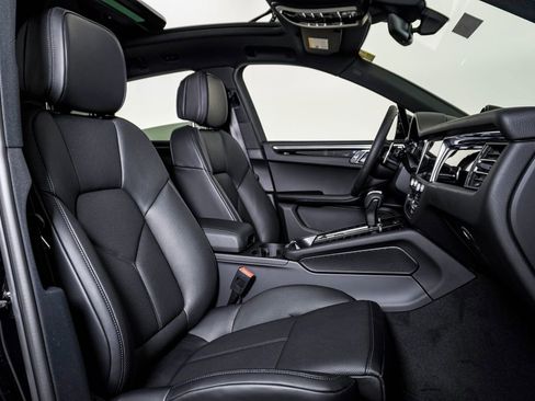 New 2026 Porsche Macan S image 15