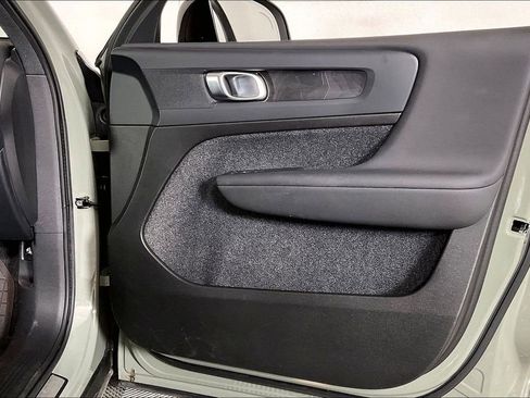 Used 2023 Volvo C40 P8 Recharge Plus w/ Protection Package Premier image 23