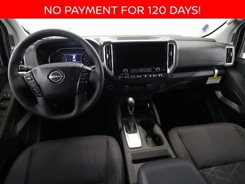 New 2025 Nissan Frontier SV w/ SV Convenience Package image 3