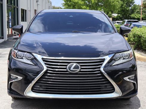 Used 2017 Lexus ES 350 w/ Luxury Package FWD image 13