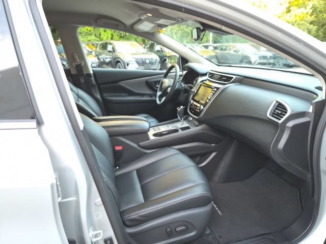 Used 2024 Nissan Murano SV AWD/4WD image 11