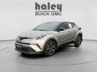 Used 2019 Toyota C-HR XLE video 1