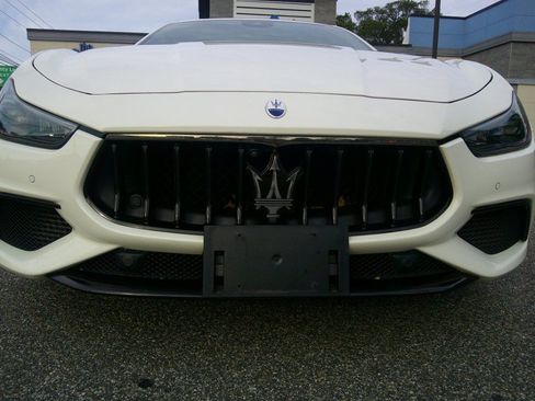 Used 2022 Maserati Ghibli Modena Q4 AWD/4WD image 31