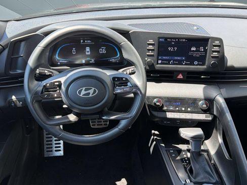 Used 2026 Hyundai Elantra Sport FWD image 27