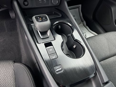 Used 2026 Nissan Rogue SV FWD image 15