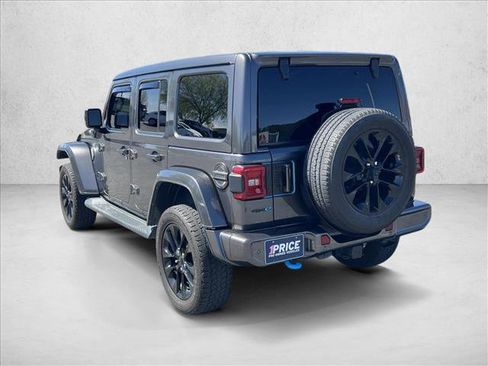 Used 2021 Jeep Wrangler Unlimited Sahara image 7