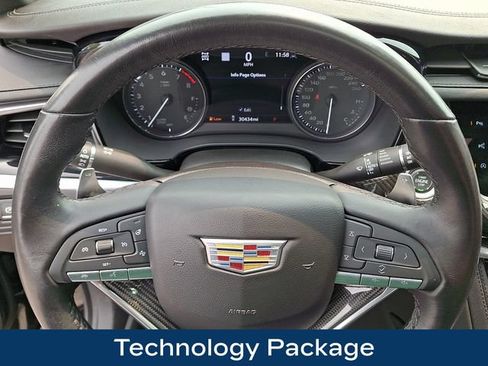 Used 2024 Cadillac XT6 Sport w/ Technology Package AWD/4WD image 4