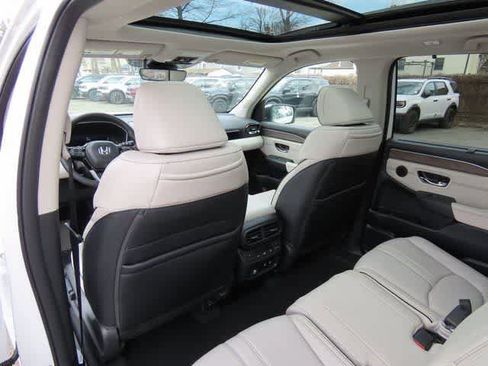 New 2026 Honda Pilot Elite image 17