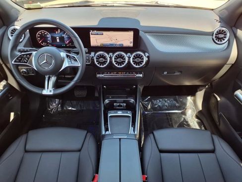 Used 2025 Mercedes-Benz GLA 250 image 29