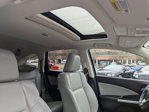 Used 2016 Honda CR-V Touring image 38