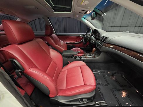 Used 2001 BMW 330Ci Coupe image 32