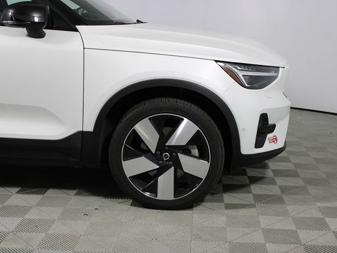 Used 2023 Volvo XC40 Recharge Ultimate AWD/4WD image 38