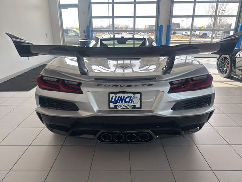 New 2026 Chevrolet Corvette ZR1 w/ ZR1 Carbon Fiber Aero Package image 31