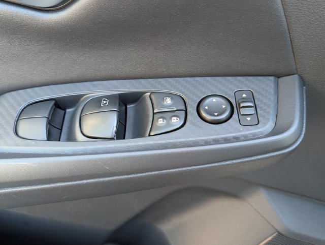 Certified 2025 Nissan Sentra SV w/ All-Weather Package FWD image 17