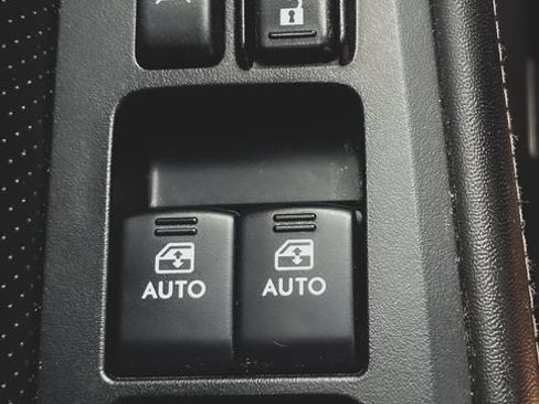 Used 2016 Subaru Outback 3.6R Limited AWD/4WD image 7