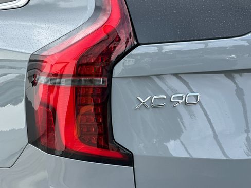 New 2026 Volvo XC90 T8 Ultra w/ Lounge Package AWD/4WD image 7