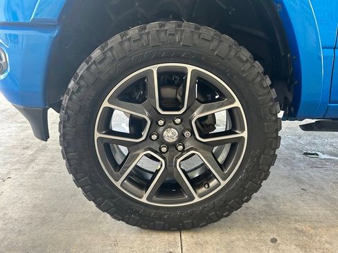 Used 2020 RAM 1500 Laramie RWD image 14