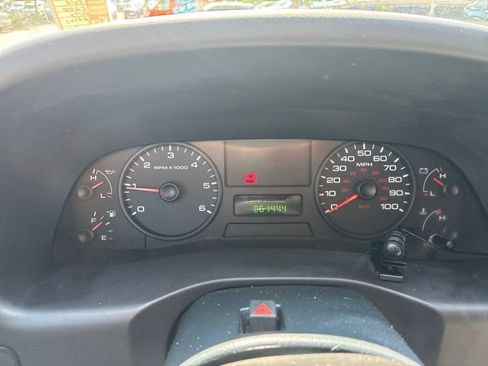 Used 2005 Ford F250 XL RWD image 25