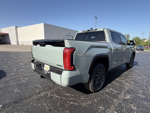 New 2026 Toyota Tundra Platinum AWD/4WD image 4