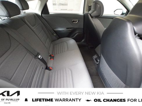 New 2025 Kia K4 EX image 14