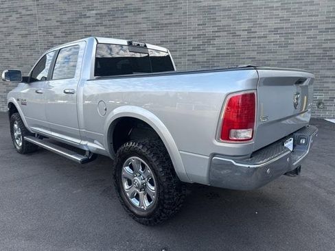 Used 2018 RAM 2500 Laramie image 10