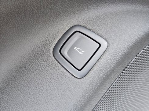 Used 2025 Cadillac CT5 Premium Luxury RWD image 33
