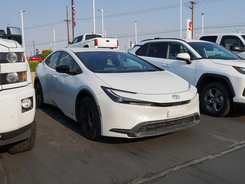 Certified 2024 Toyota Prius LE AWD/4WD image 2