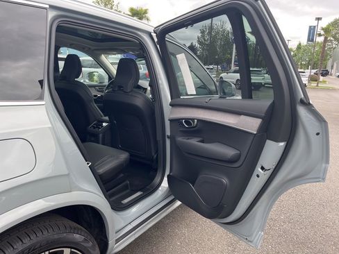 New 2026 Volvo XC90 T8 Ultra w/ Protection Package AWD/4WD image 17
