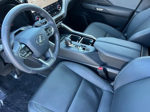 Used 2025 Lexus TX 350 FWD image 11