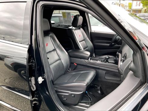 Used 2022 Dodge Durango R/T w/ Blacktop Package AWD/4WD image 11