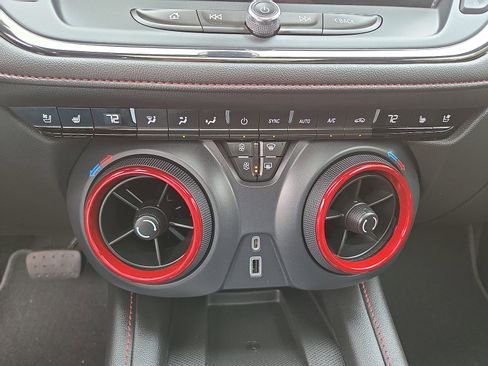 Certified 2023 Chevrolet Blazer RS w/ Driver Confidence II Package image 28