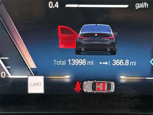 Used 2024 BMW 330i Sedan image 28