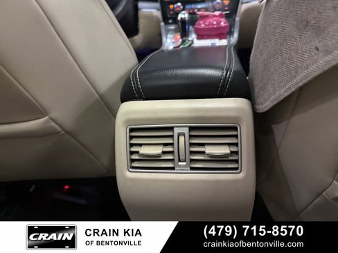 Used 2016 Nissan Maxima 3.5 SL w/ Interior Lighting Package image 12