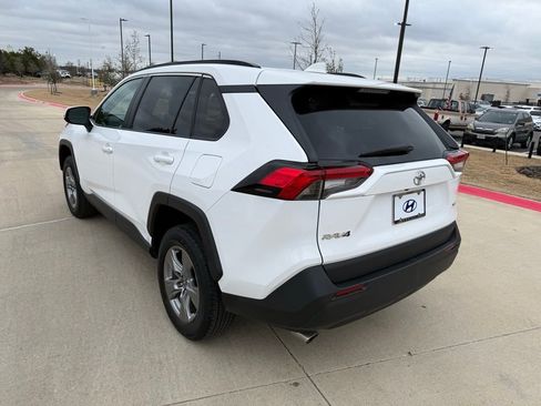 Used 2024 Toyota RAV4 XLE image 7