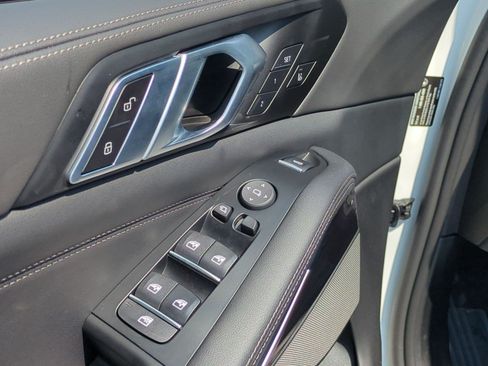 Used 2026 BMW X5 sDrive40i w/ M Sport Package RWD image 15