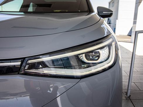 Used 2022 Volkswagen ID.4 Pro S w/ Gradient Package image 7