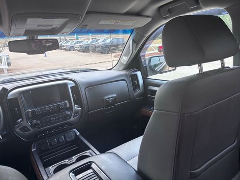 Used 2018 Chevrolet Silverado 2500 LTZ w/ Duramax Plus Package image 15