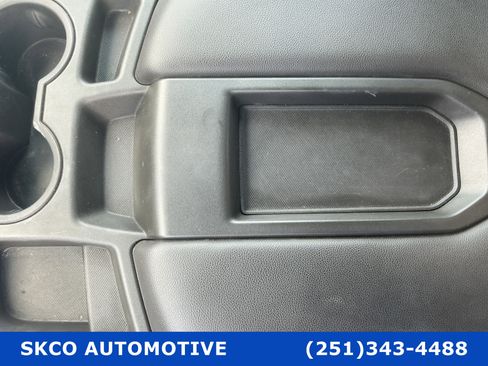Used 2020 GMC Sierra 1500 2WD Crew Cab w/ Sierra Value Package image 25