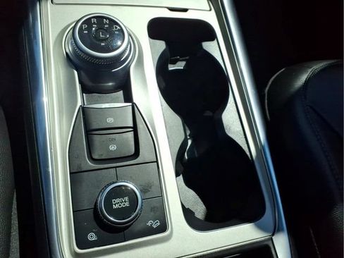 Certified 2023 Ford Explorer Limited w/ Limited Technology Package AWD/4WD image 23