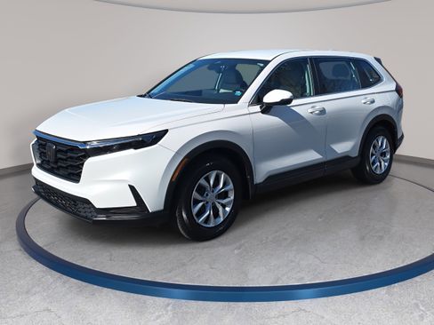 Used 2023 Honda CR-V LX image 1