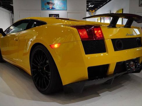Used 2004 Lamborghini Gallardo AWD/4WD image 10